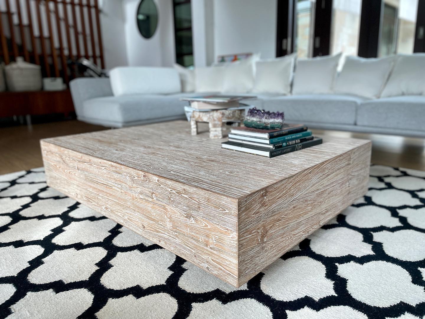 bàn trà gỗ teak dạng hộp | bàn gỗ teak màu trắng xám giả cổ