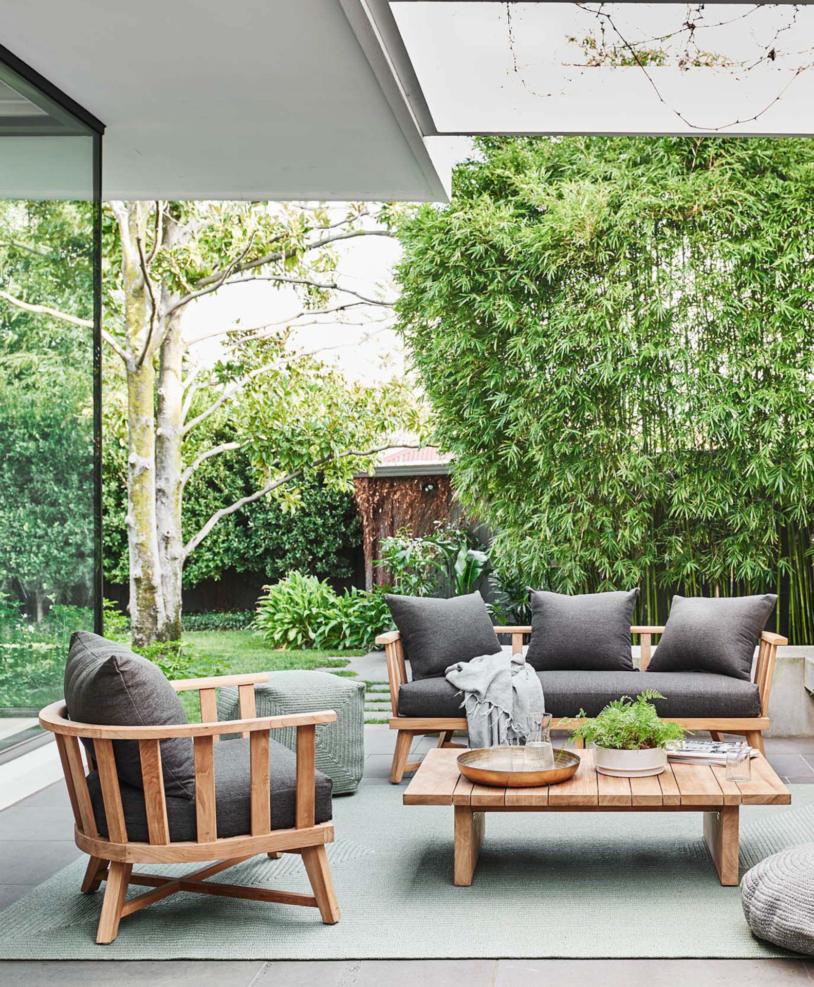 Sofa ngoài trời | Bàn ghế gỗ sân vườn