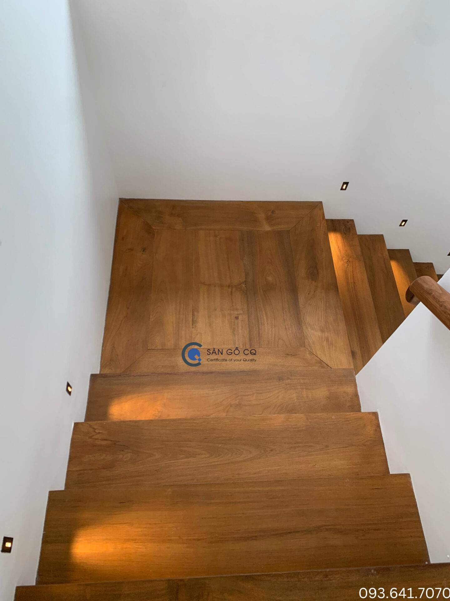 Cầu thang gỗ Teak | Mặt bậc cầu thang gỗ teak nguyên tấm