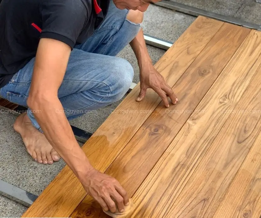 bảo dưỡng gỗ ngoài trời