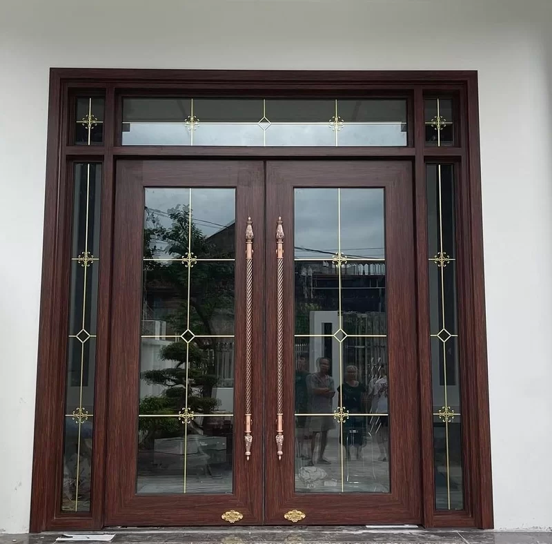 Cửa nhà đẹp với cửa kính khung nhôm