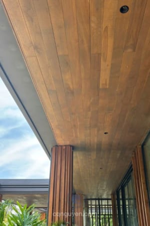 Trần gỗ teak ốp phẳng