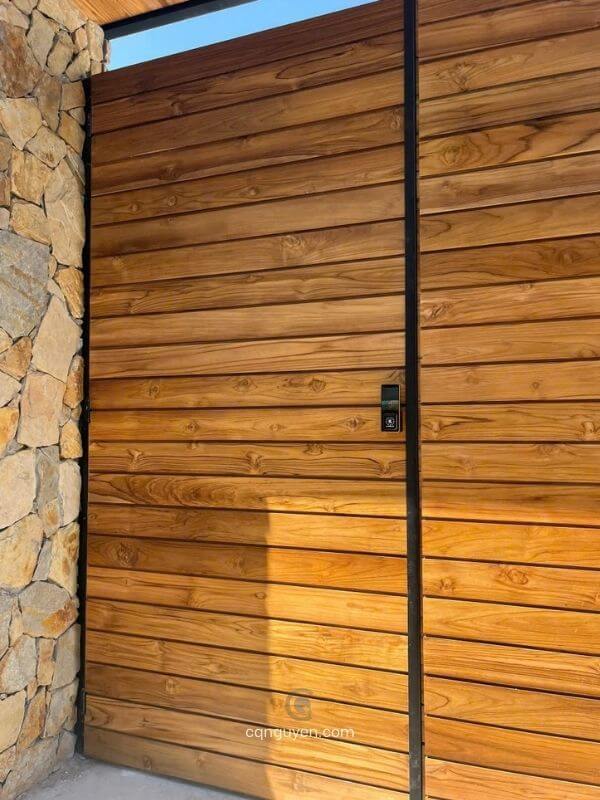 Cổng gỗ 2 cánh teak lào