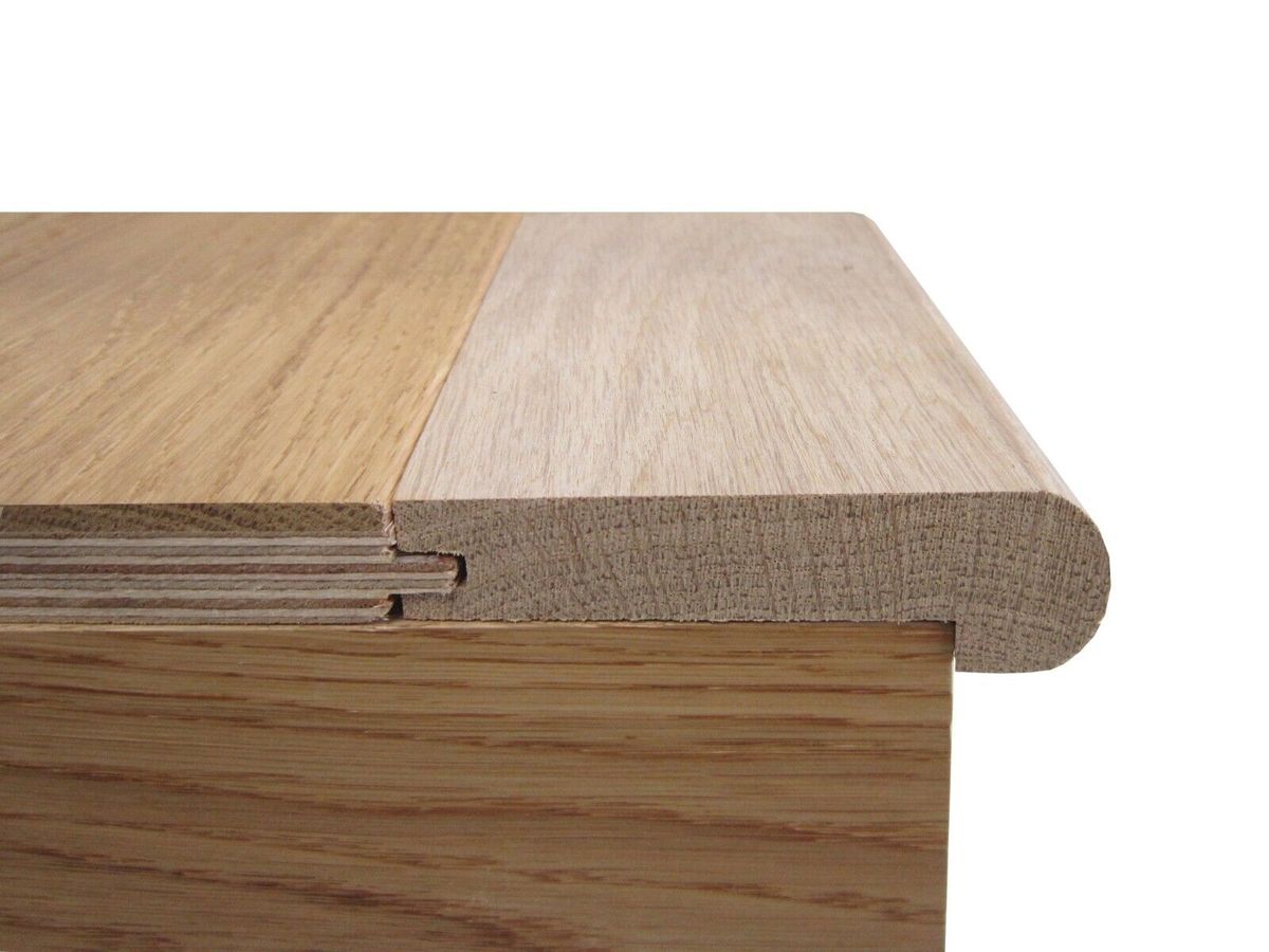 Thi công bậc cầu thang gỗ sồi plywood