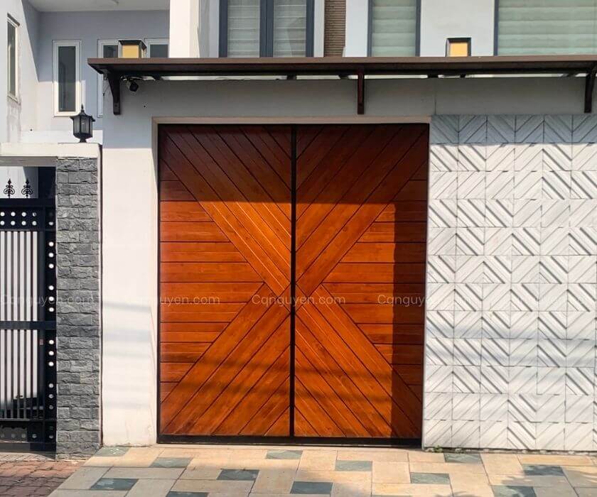 Cổng gỗ đẹp thiết kế chervon