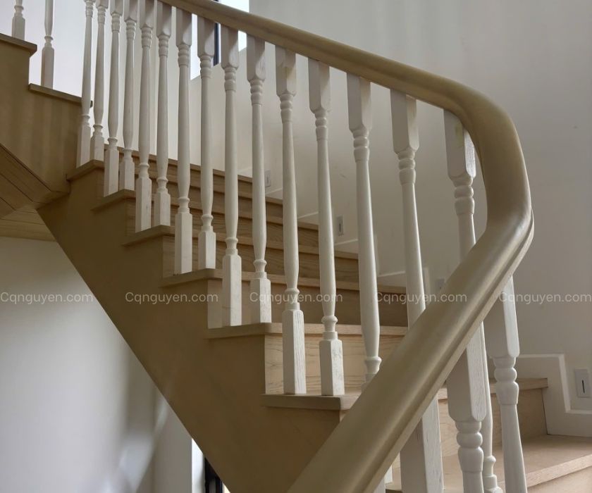 tay vịn cầu thang tân cổ điển hiện đại