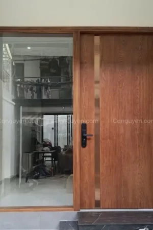 cửa chính gỗ tần bì
