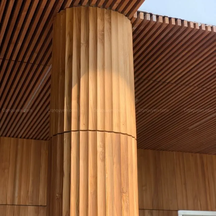 ốp cột trang trí gỗ teak